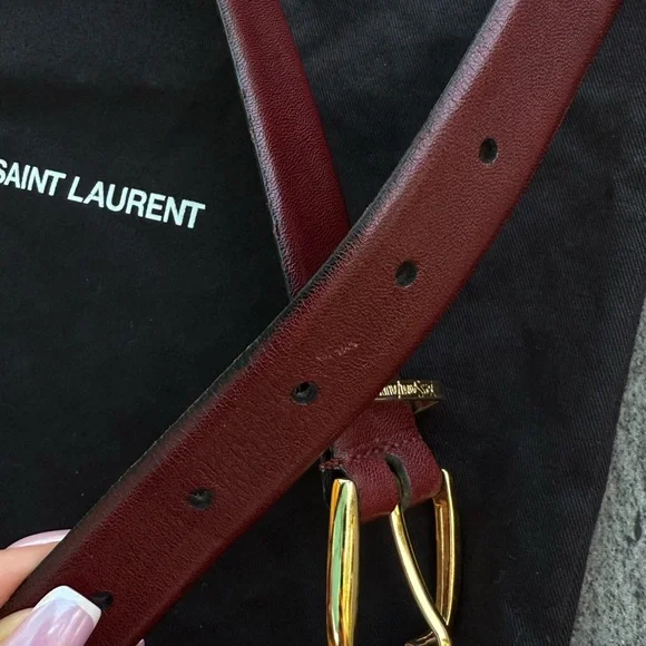 YSL Saint Laurent Burgundy Vintage Leather Belt with Gold Logo - Picture 5 of 12
